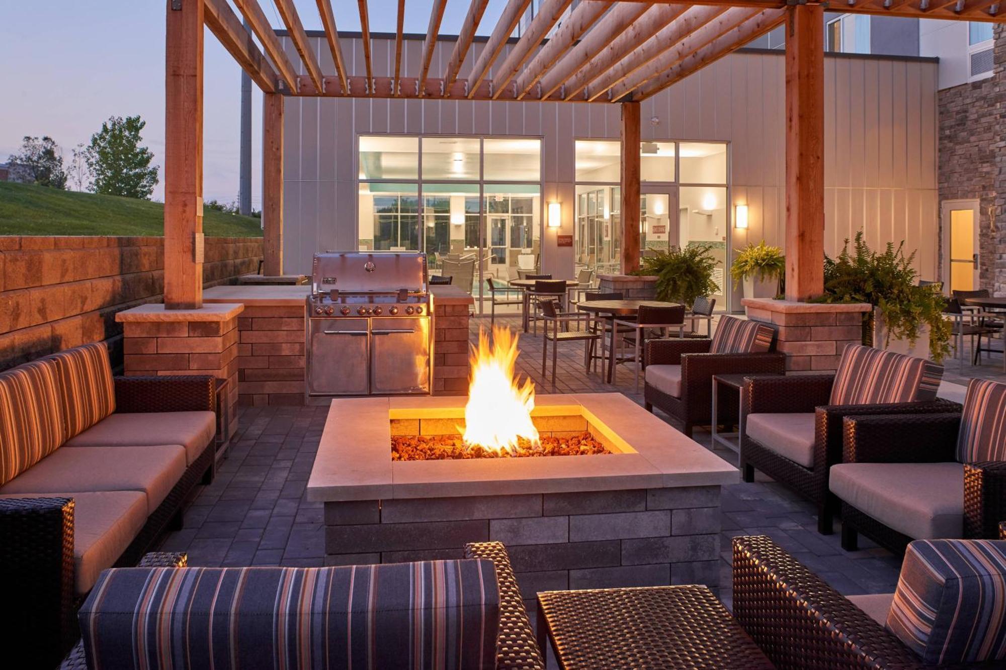 Towneplace Suites By Marriott Cleveland Solon Εξωτερικό φωτογραφία