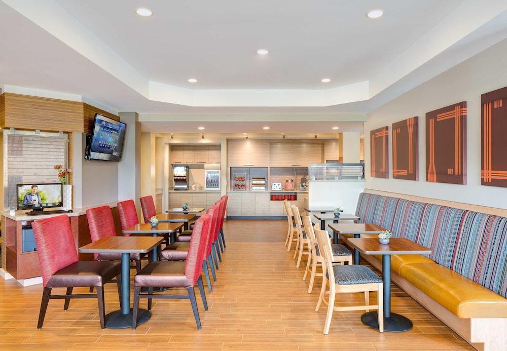 Towneplace Suites By Marriott Cleveland Solon Εξωτερικό φωτογραφία